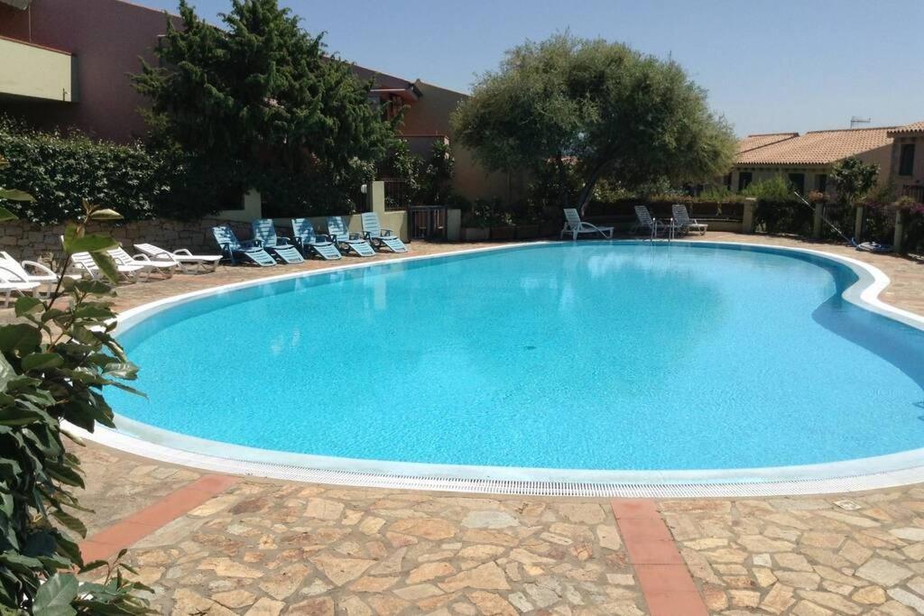 Vedere Vale Piu Di Mille Parole Badesi Exterior photo