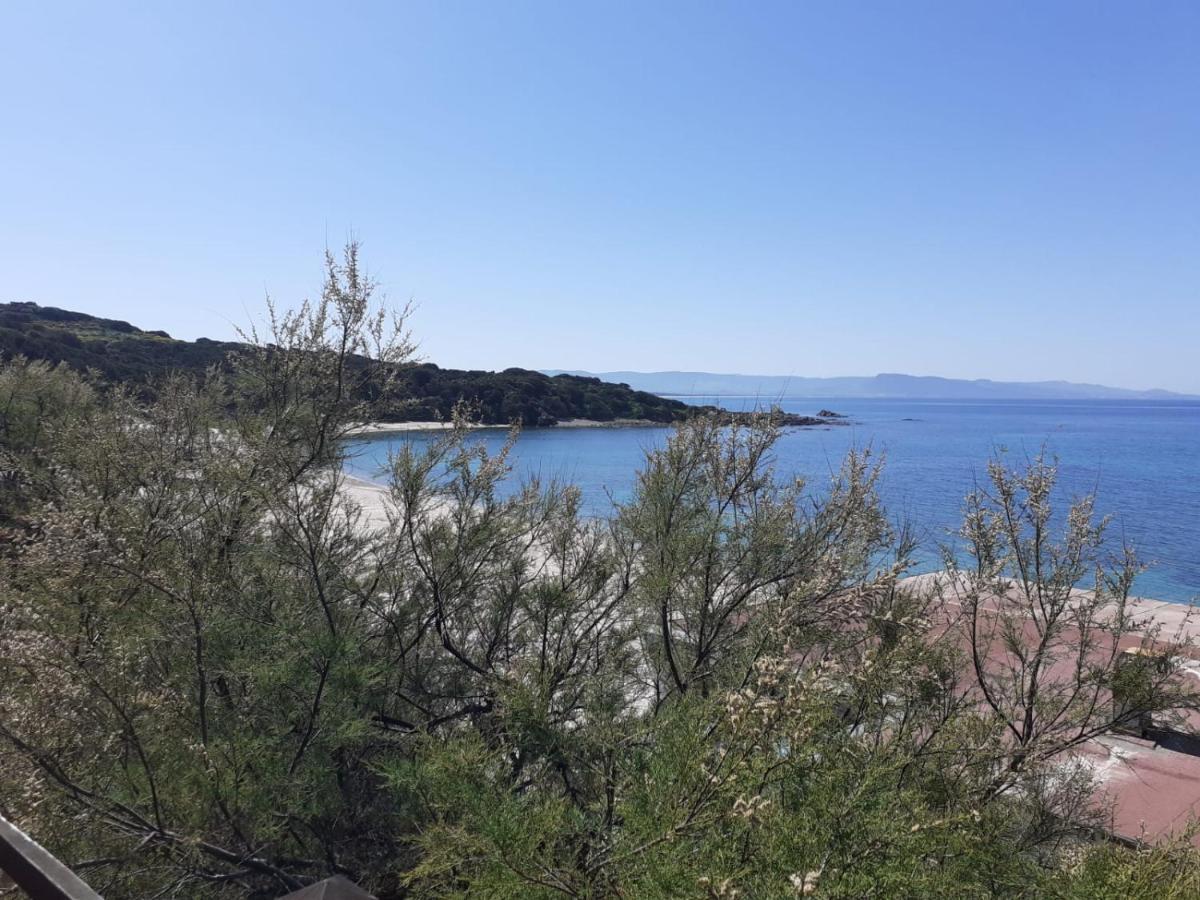 Vedere Vale Piu Di Mille Parole Badesi Exterior photo